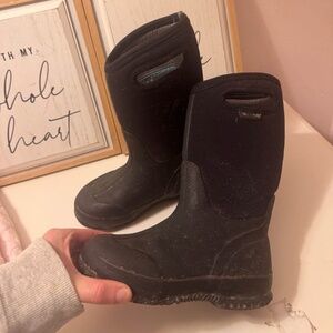 Bogs Boots toddler size 11 black boots